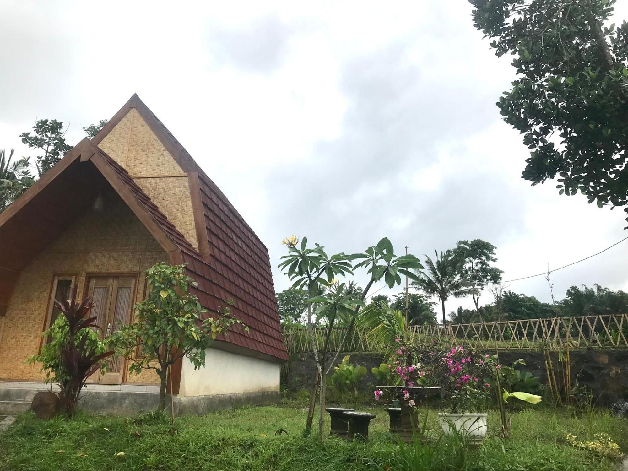 Bello Bungalow Batukliang المظهر الخارجي الصورة